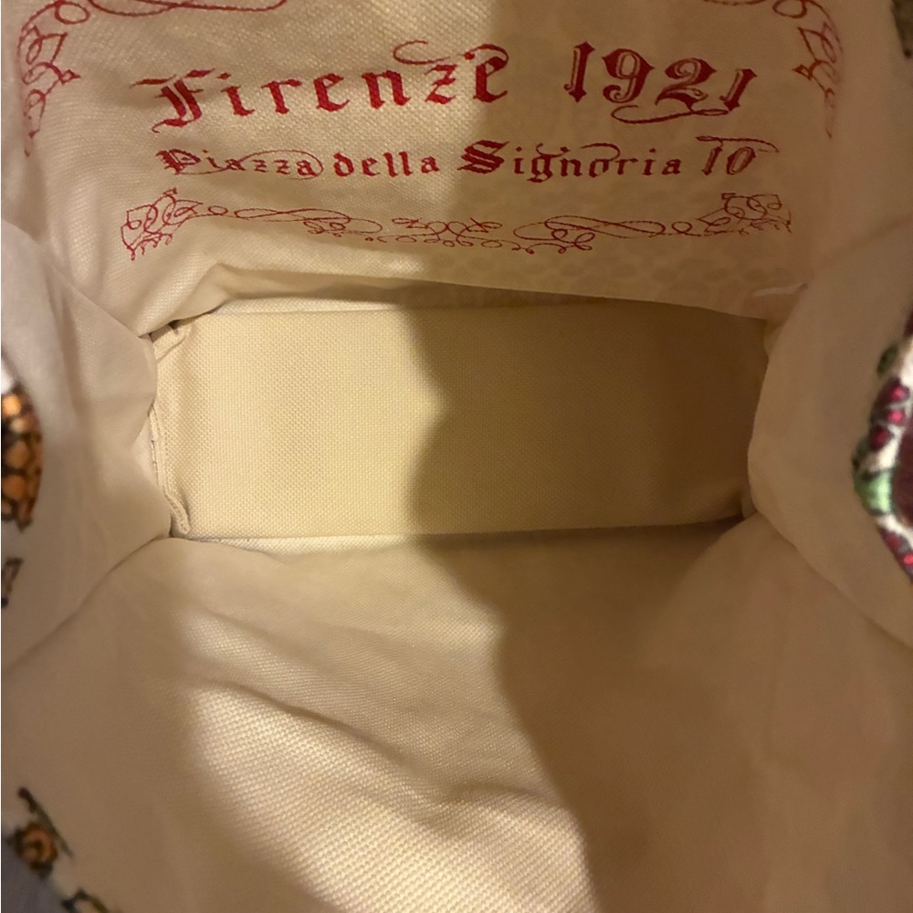 Authentic Gucci Garden tote “Firenze 1921 Piazza della Signoria” - Picture 15 of 16